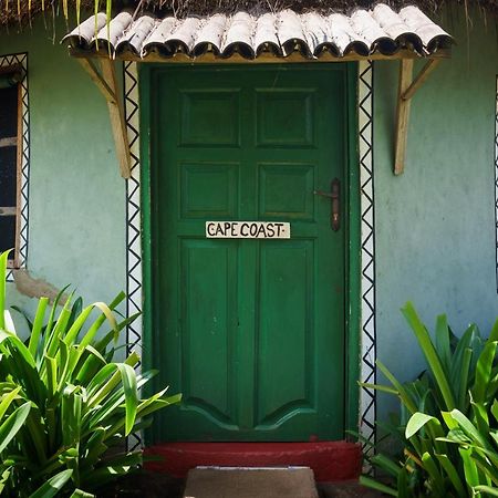 The Akwidaa Inn Exterior foto